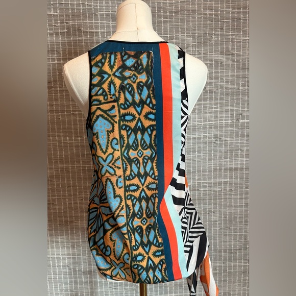 🤎 Clover Canyon Asymmetrical SleevelessToo🤎 - Picture 2 of 3